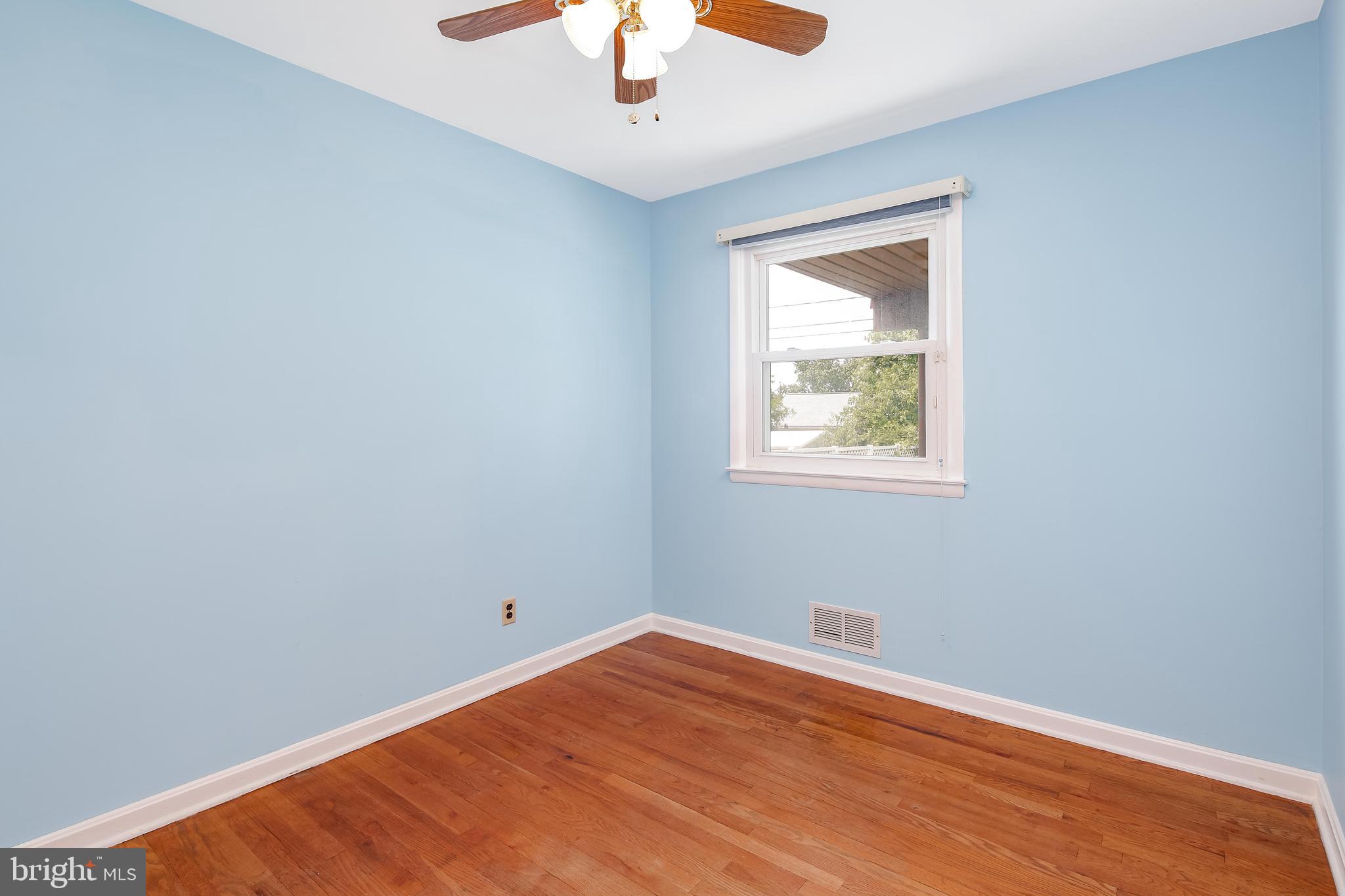 5406 Park Road Baltimore, MD 21225 - Photo 17 of 37
