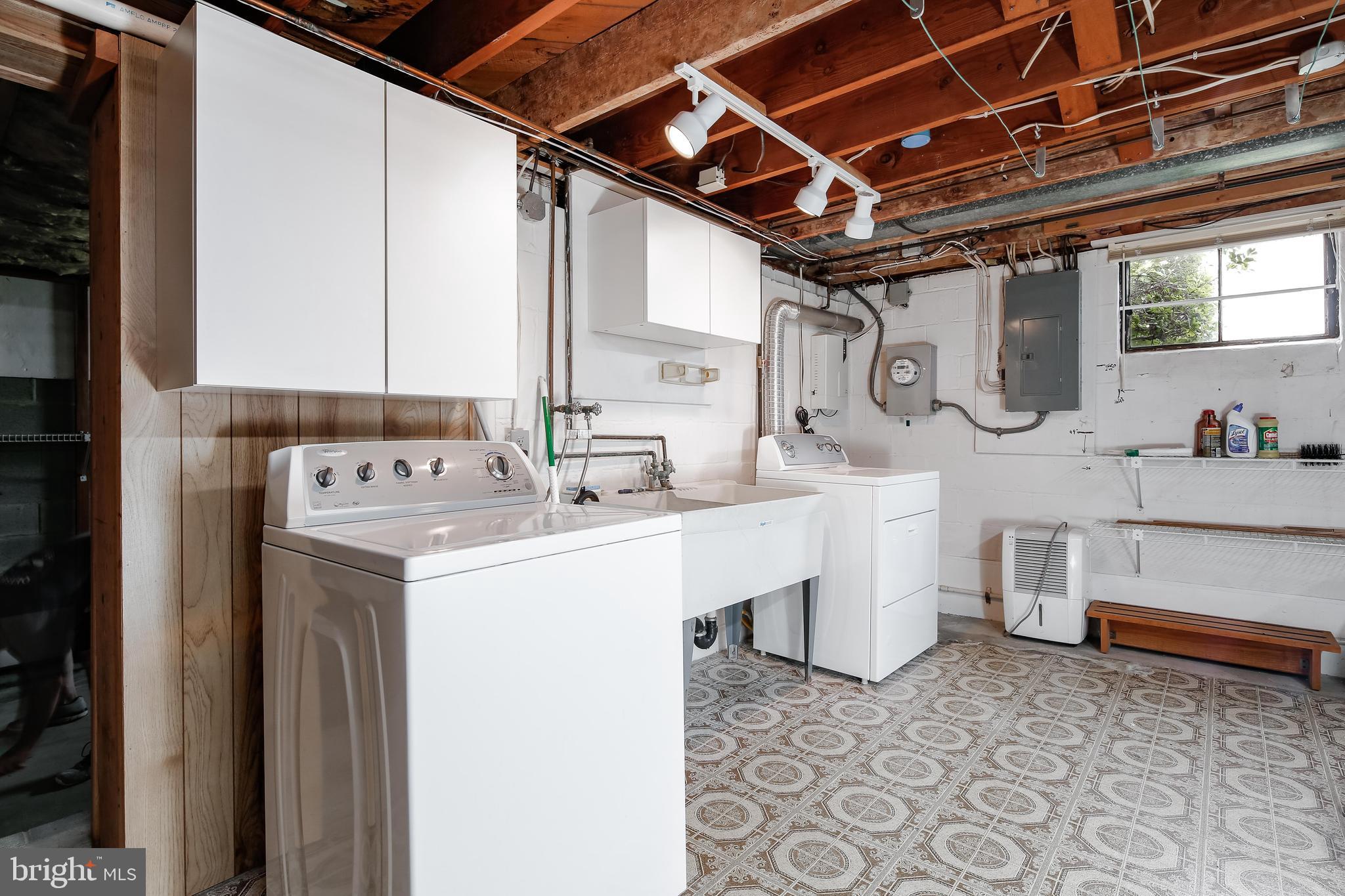 5406 Park Road Baltimore, MD 21225 - Photo 31 of 37