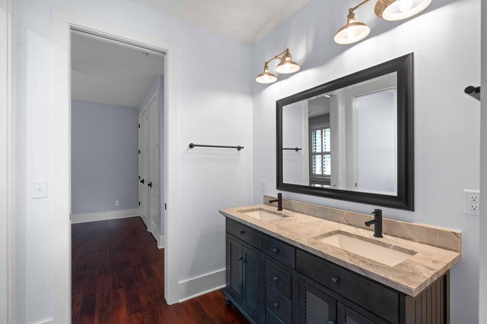 200 Queen Street Mount Pleasant, SC 29464 - Photo 3 of 30 20251203180338874113000000-o