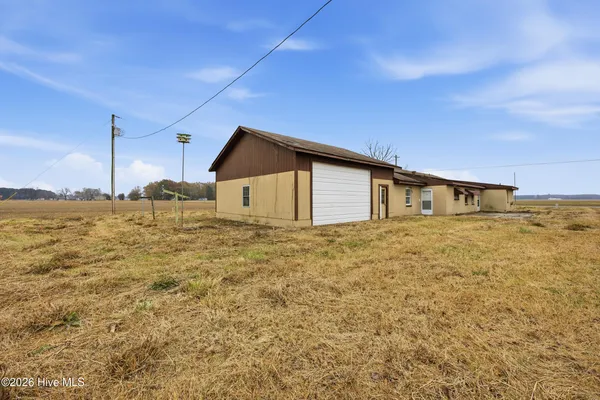 $165,000 | 231 Deep Creek Road, Hertford, NC 27944