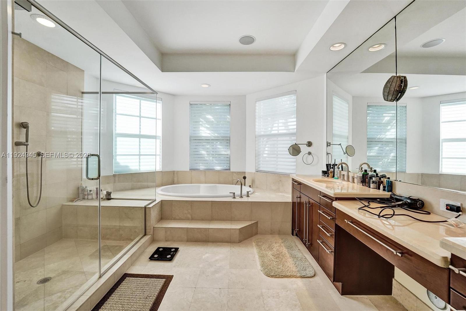 1575 Windjammer Way Hollywood, FL 33019 - Photo 26 of 42 a large kitchen with a large window