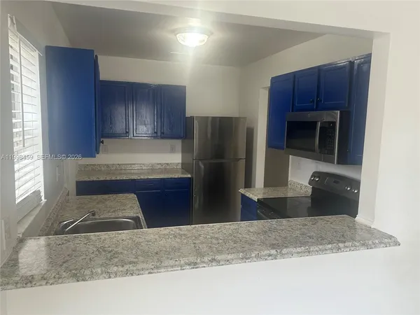 $3,500 | 1139 Freshwater Lakes Drive, Unit 1139, West Palm Beach, FL 33401