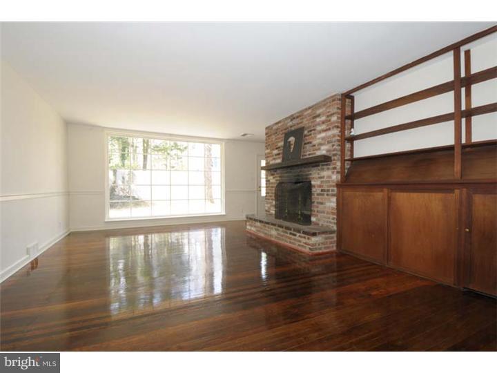 520 Askin Road Wayne, PA 19087 - Photo 3 of 21