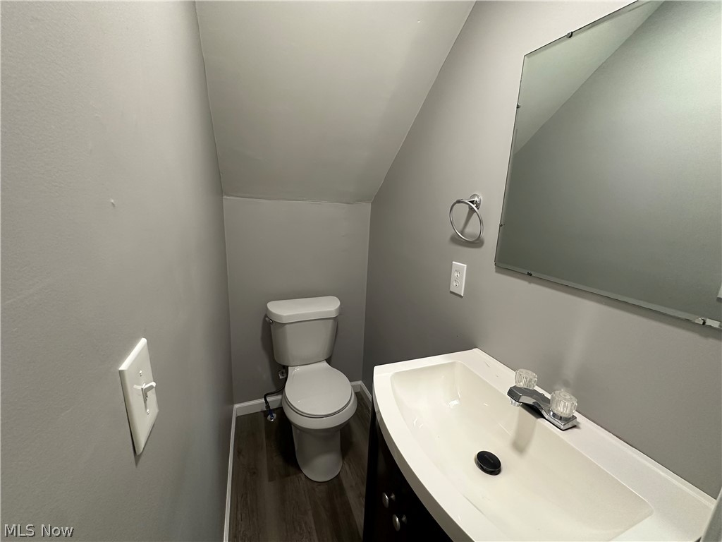 4174 Burkey Road Austintown, OH 44515 - Photo 14 of 33 Bathroom