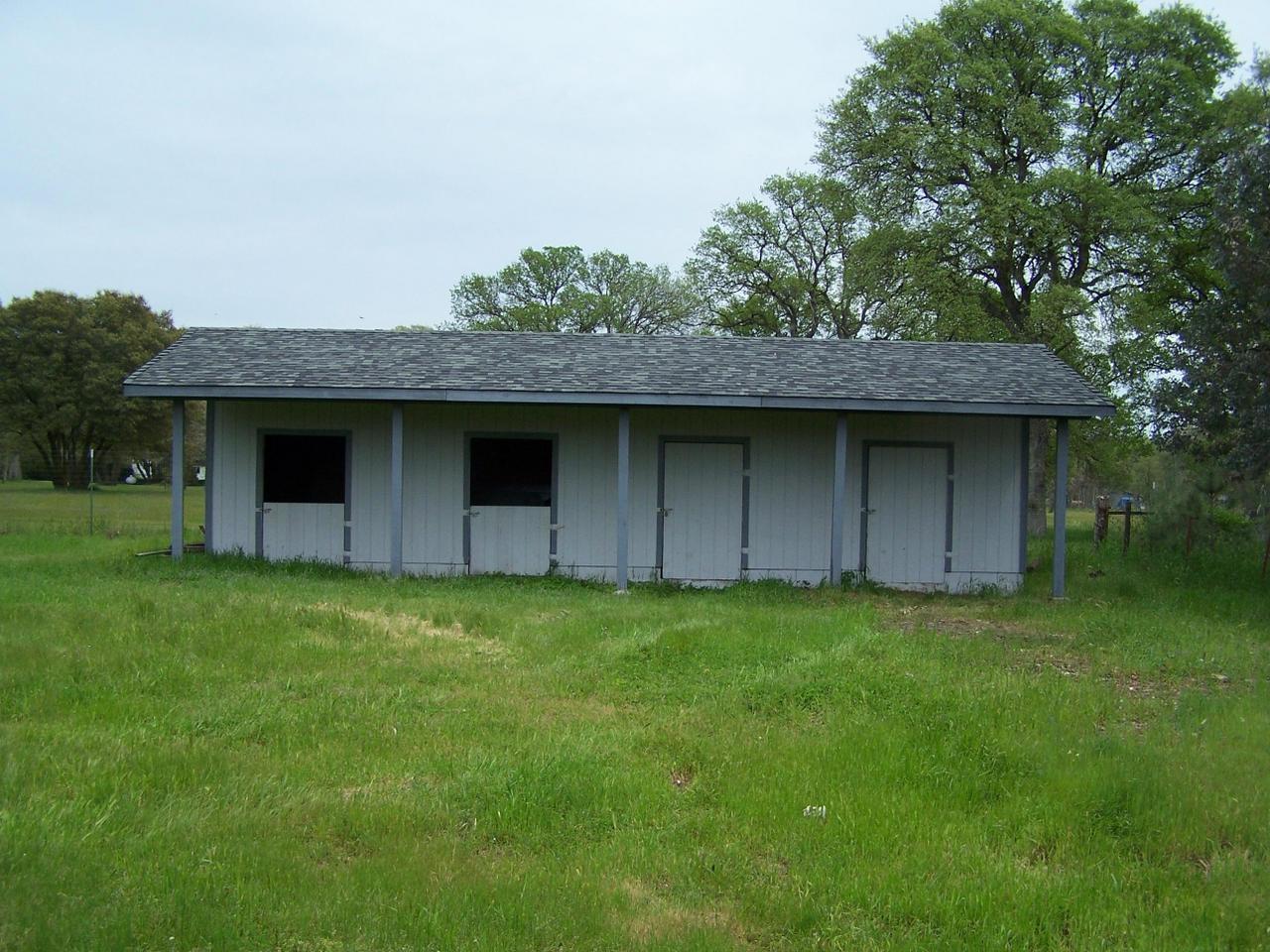 Barn