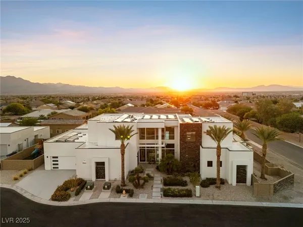 $3,250,000 | 9760 Solar Avenue, Las Vegas, NV 89149