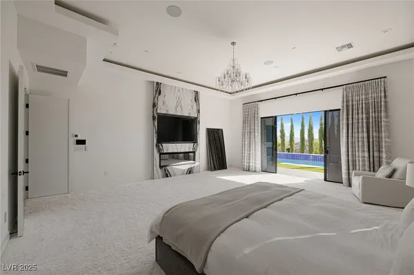 $3,500,000 | 9760 Solar Avenue, Las Vegas, NV 89149