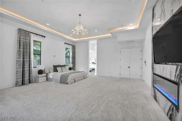 $3,750,000 | 9760 Solar Avenue, Las Vegas, NV 89149