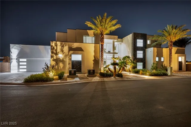 $3,750,000 | 9760 Solar Avenue, Las Vegas, NV 89149