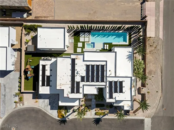 $3,500,000 | 9760 Solar Avenue, Las Vegas, NV 89149