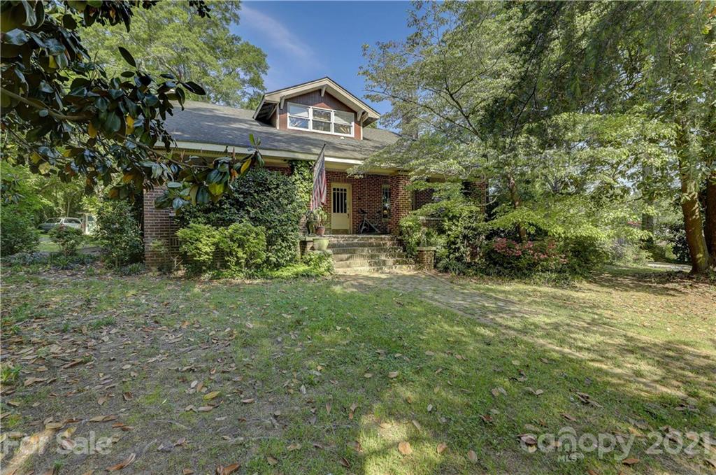 1300 Griffith Road Monroe, NC 28112 - Photo 1 of 46 Gallery Image 1