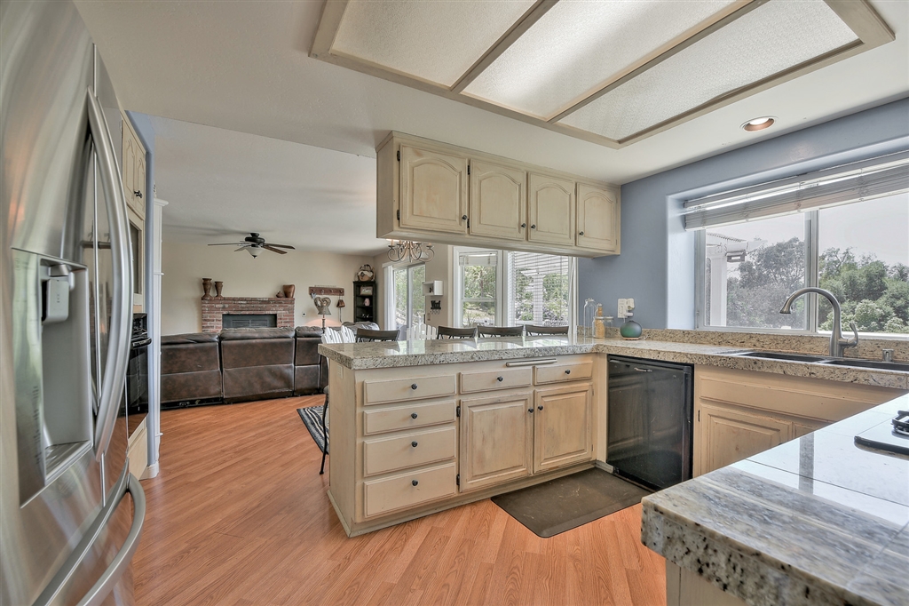 1660 Joshua Tree Lane Fallbrook, CA 92028 - Photo 13 of 25