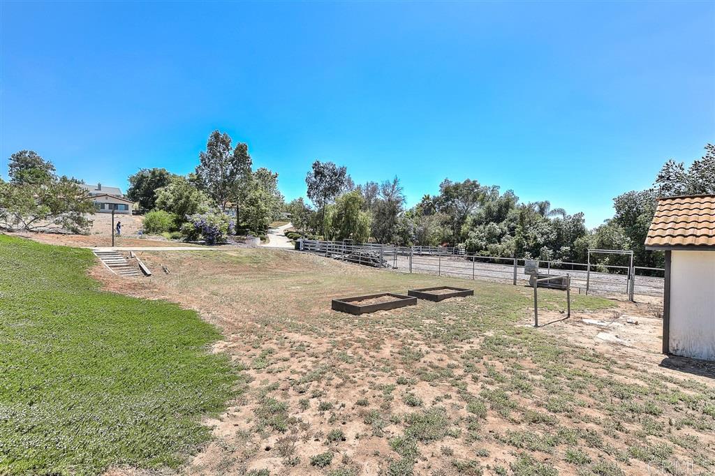 1660 Joshua Tree Lane Fallbrook, CA 92028 - Photo 25 of 25