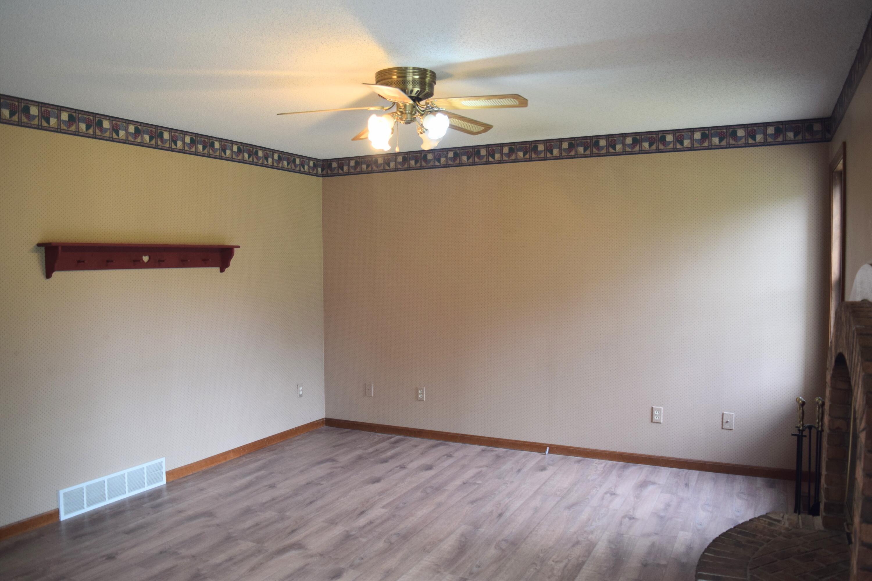 252 Adolph Shores Road Coldwater, MI 49036 - Photo 13 of 33 DSC_0006