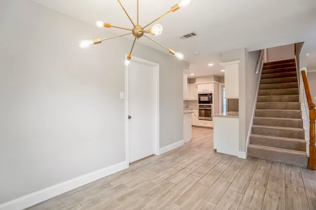 $2,500 | 7607 Wycomb Lane, Houston, TX 77070