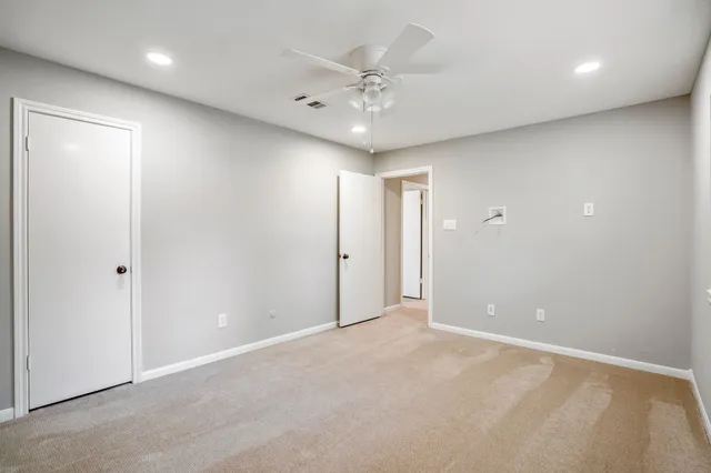 $2,500 | 7607 Wycomb Lane, Houston, TX 77070