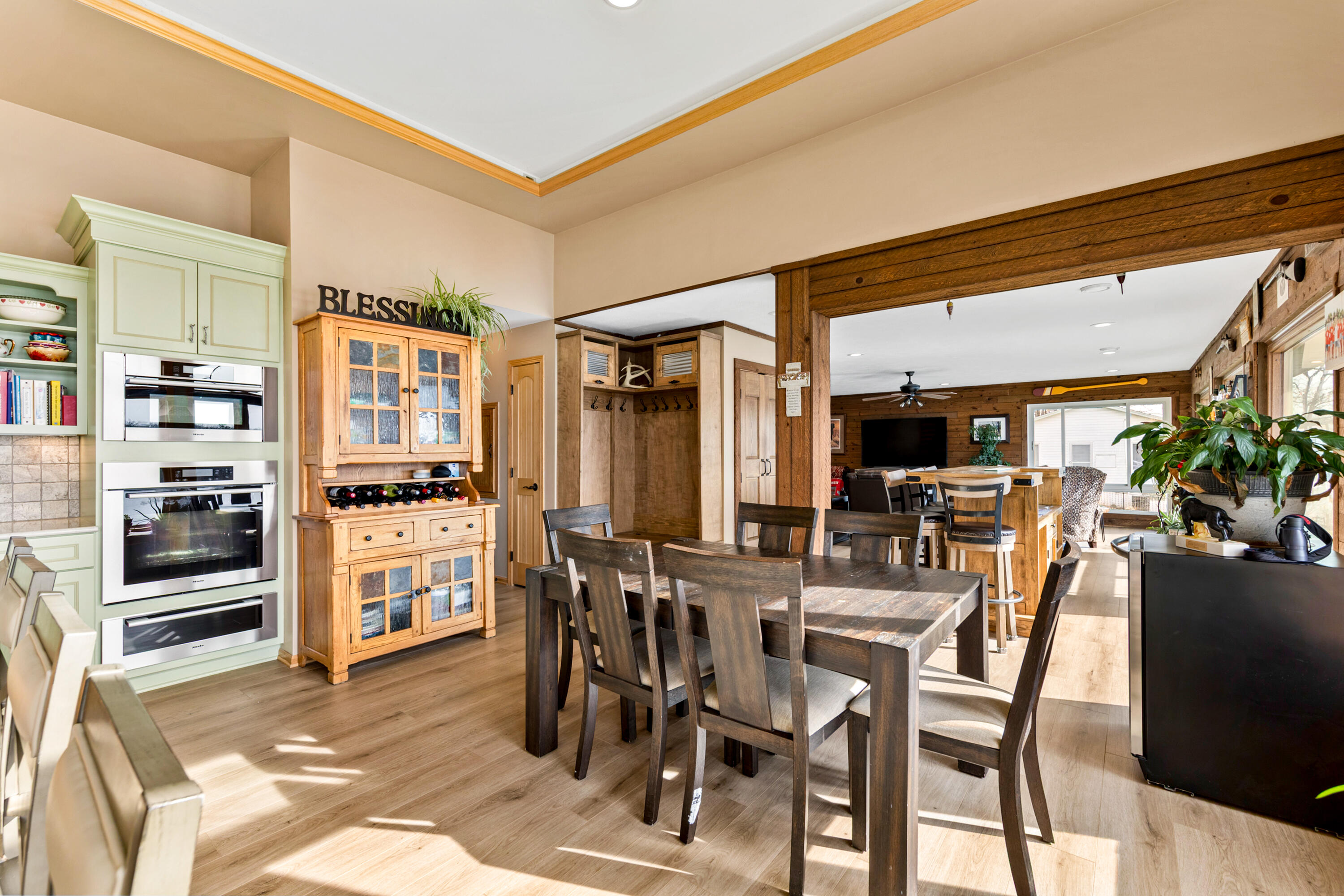 5420 West Peninsula Road Waterford, WI 53185 - Photo 21 of 65 Dining Area