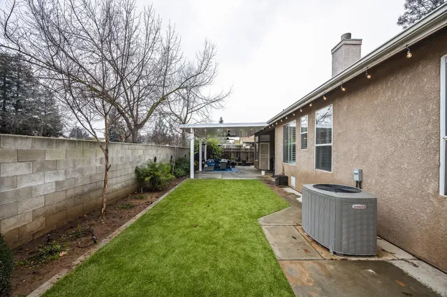 $555,000 | 6168 North Stockdale Drive, Fresno, CA 93722