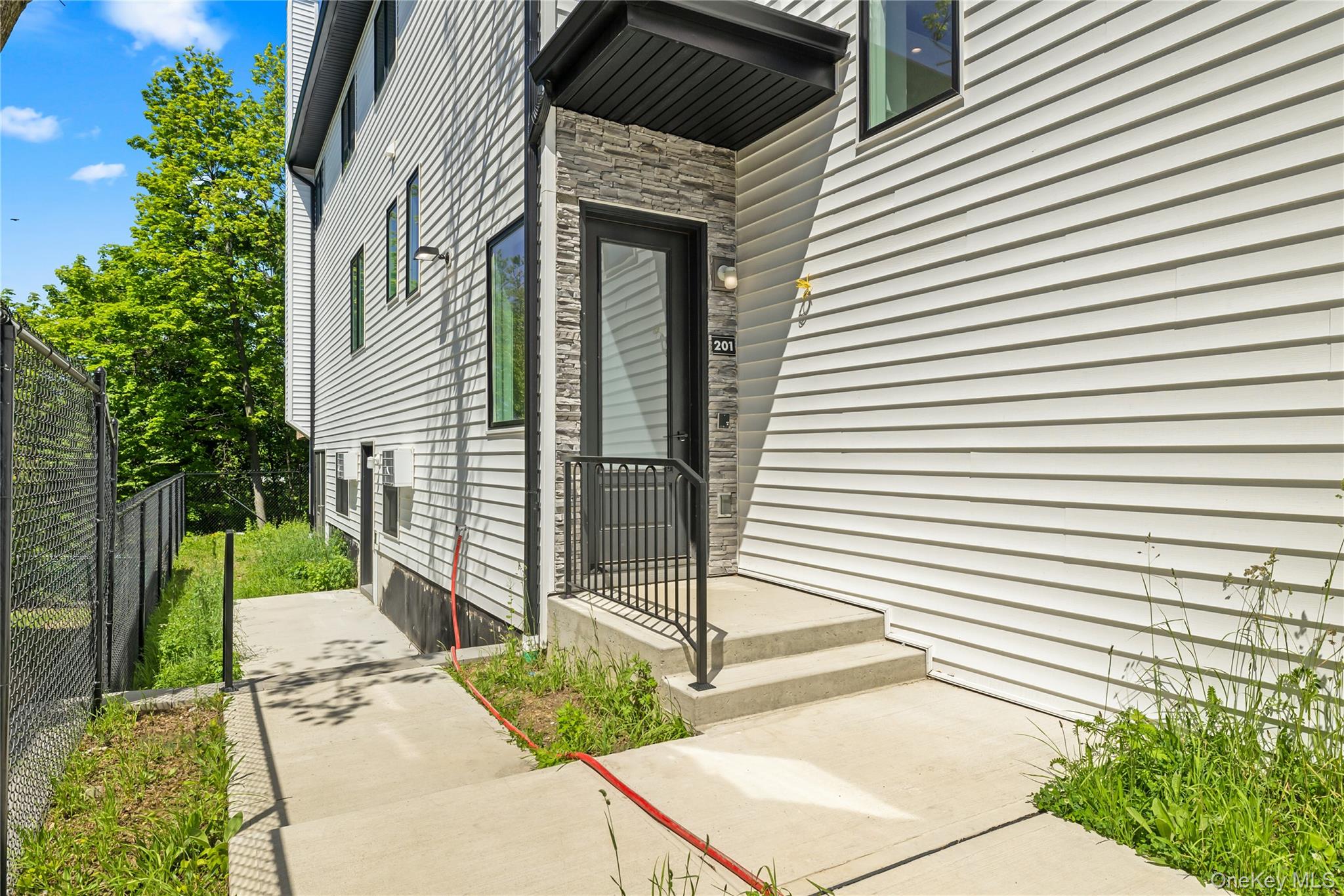 37 Ewing Avenue, Unit 201 Spring Valley, NY 10977 - Photo 6 of 40