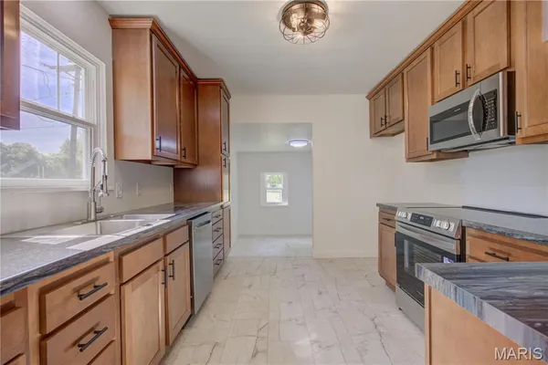 $139,900 | 217 Hunter Street, Charleston, MO 63834