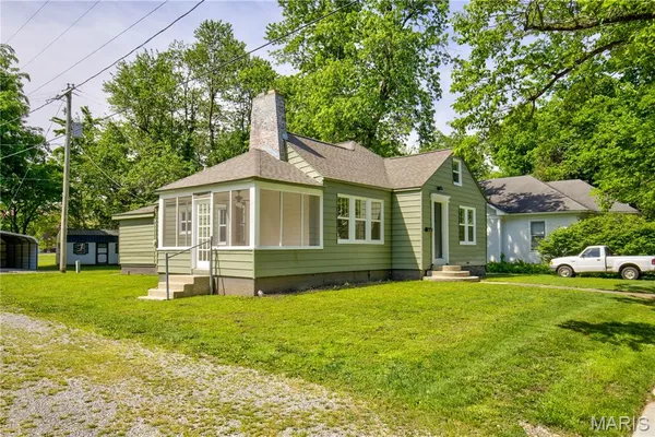 $139,900 | 217 Hunter Street, Charleston, MO 63834