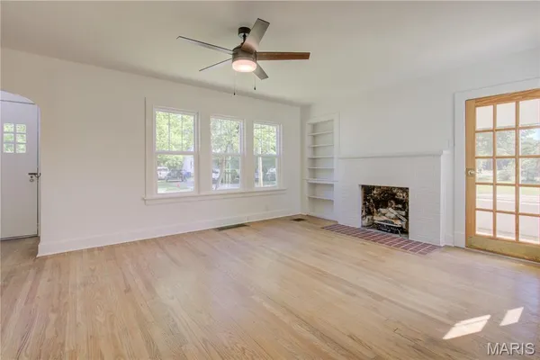 $139,900 | 217 Hunter Street, Charleston, MO 63834