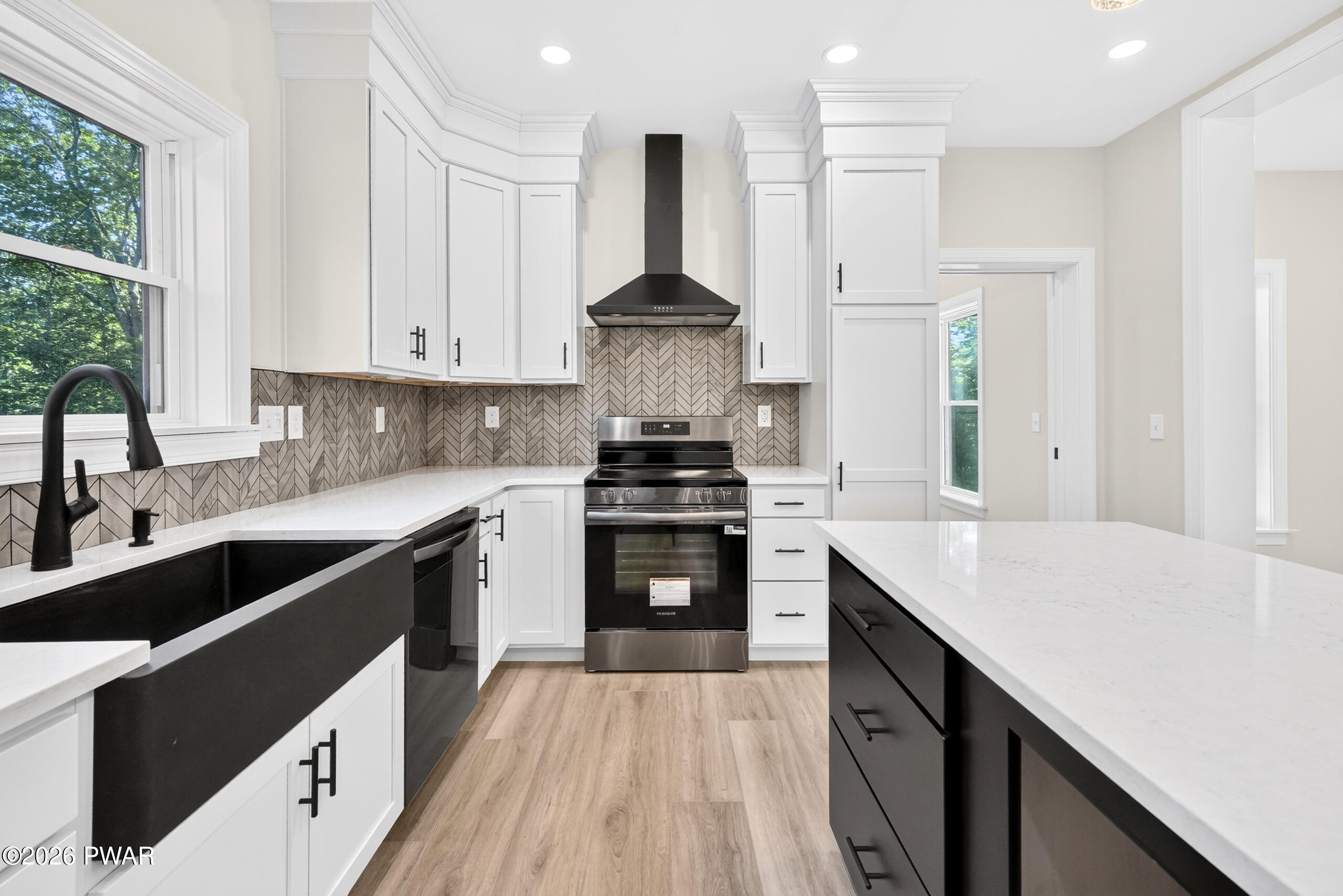 99 Woodland Drive Lake Ariel, PA 18436 - Photo 7 of 57