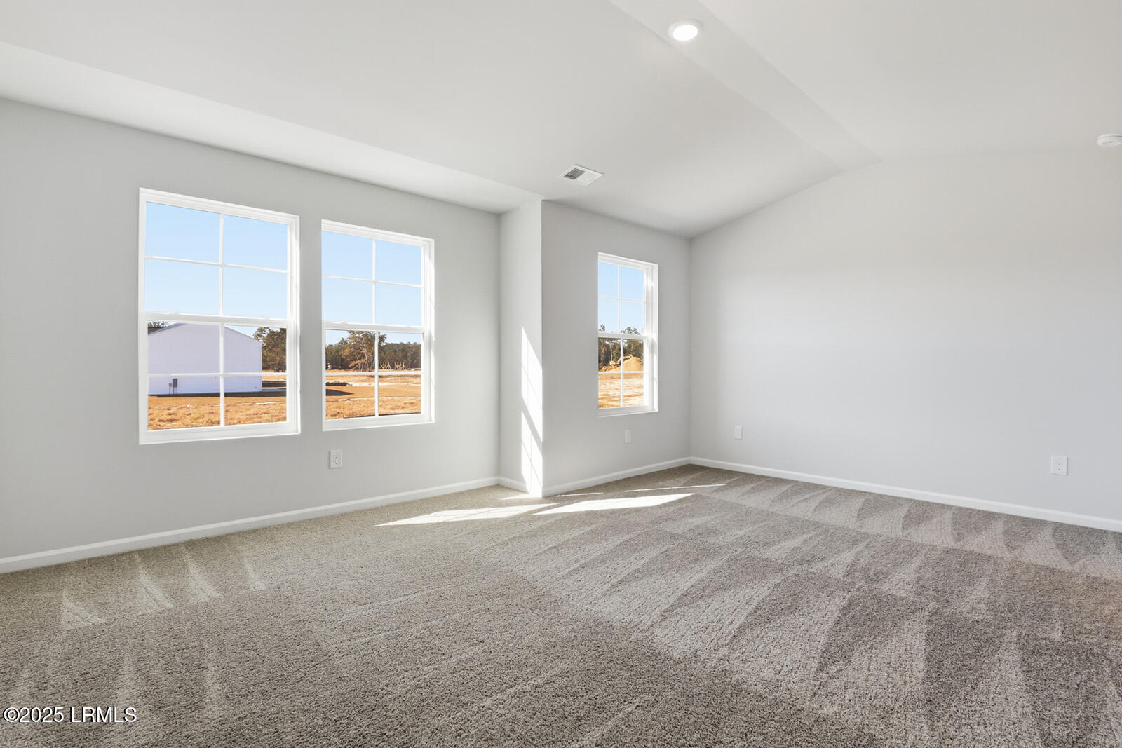 22 Concourse Drive Ridgeland, SC 29936 - Photo 16 of 31 primary room