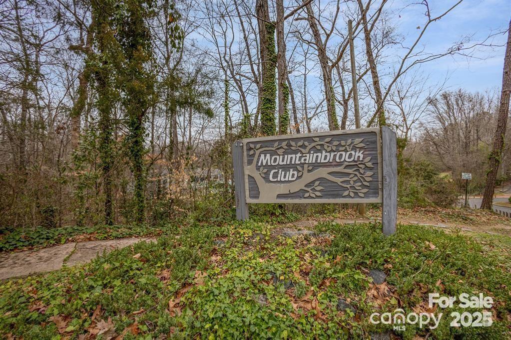 3200 Highview Road Charlotte, NC 28210 - Photo 42 of 48 a sign that is sitting in front of a tree