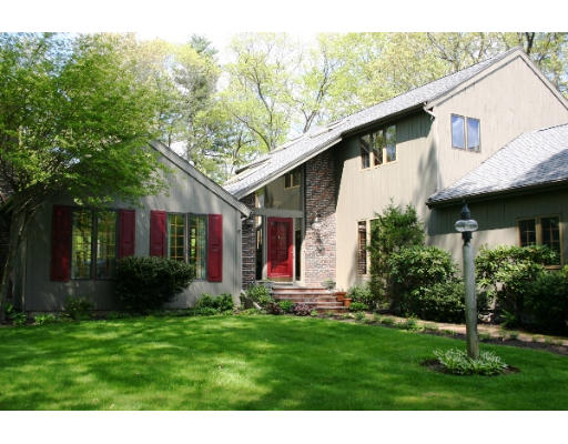 88 Hay Meadow Road North Andover, MA 01845 - Photo 3 of 24 Gallery Image 3