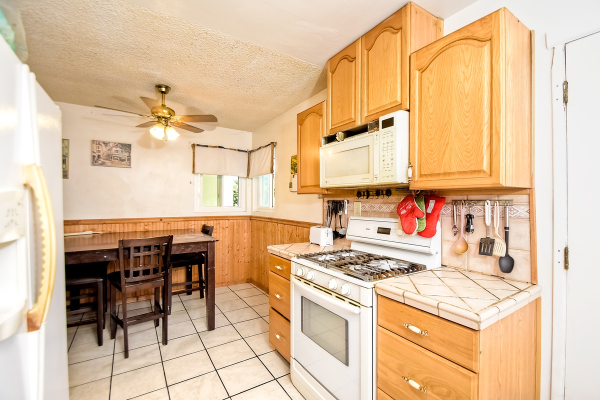 3950 Via Rosa San Marcos, CA 92078 - Photo 11 of 22 Gallery Image 11