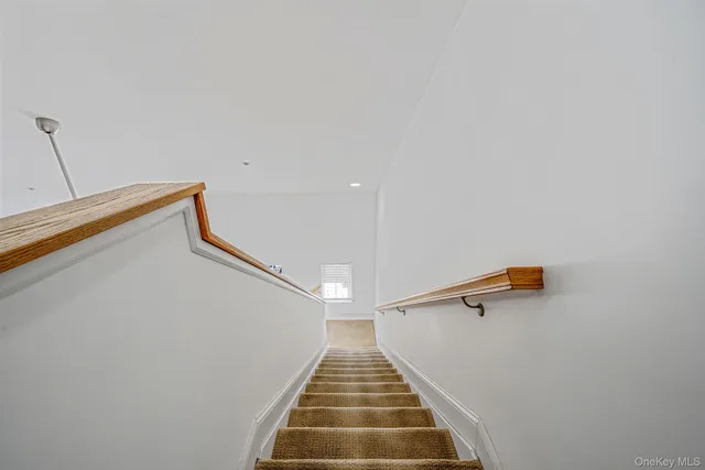 a view of entryway and hall