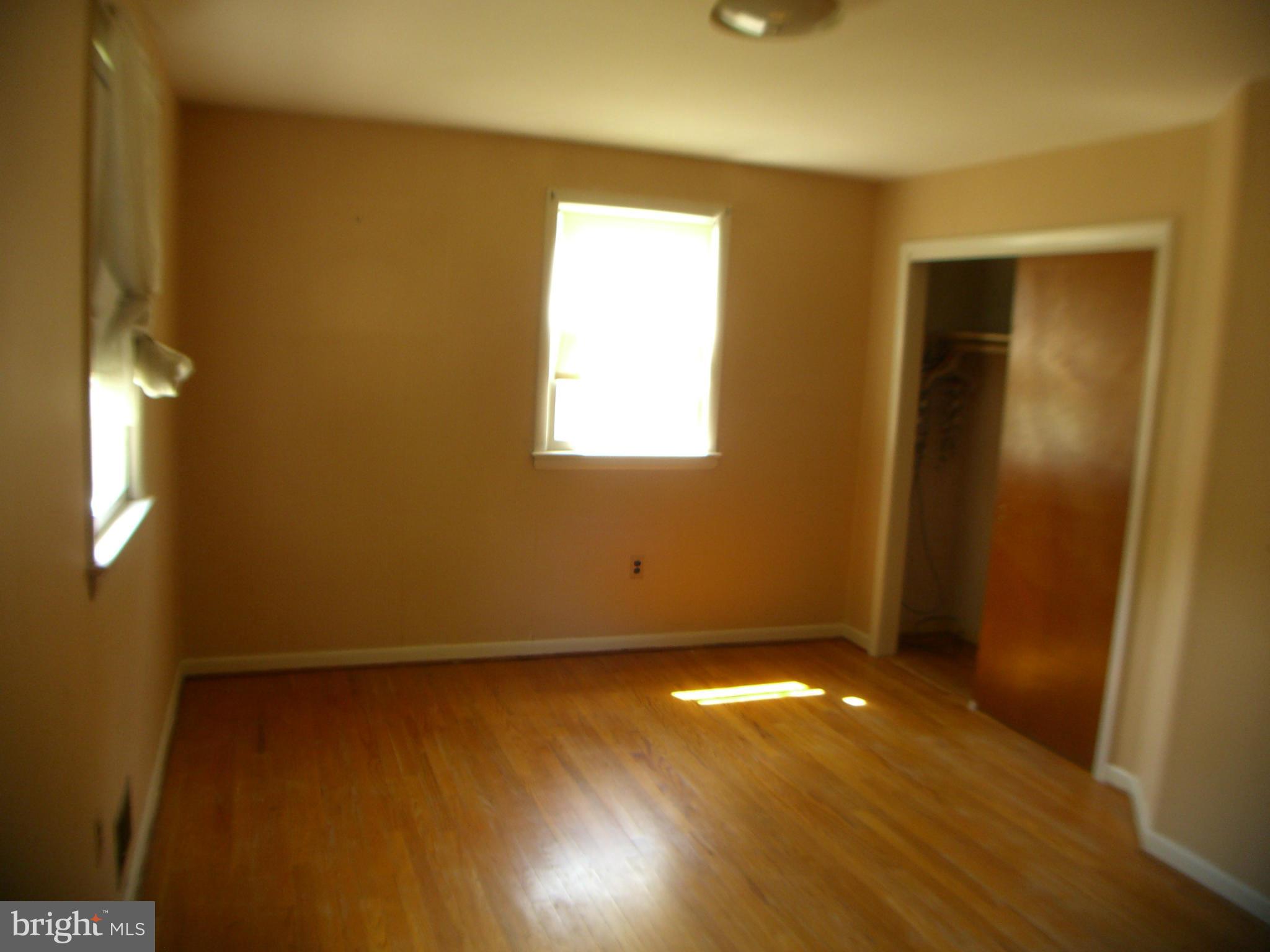 11304 Brandywine Road Clinton, MD 20735 - Photo 10 of 22 Bedroom (Master)