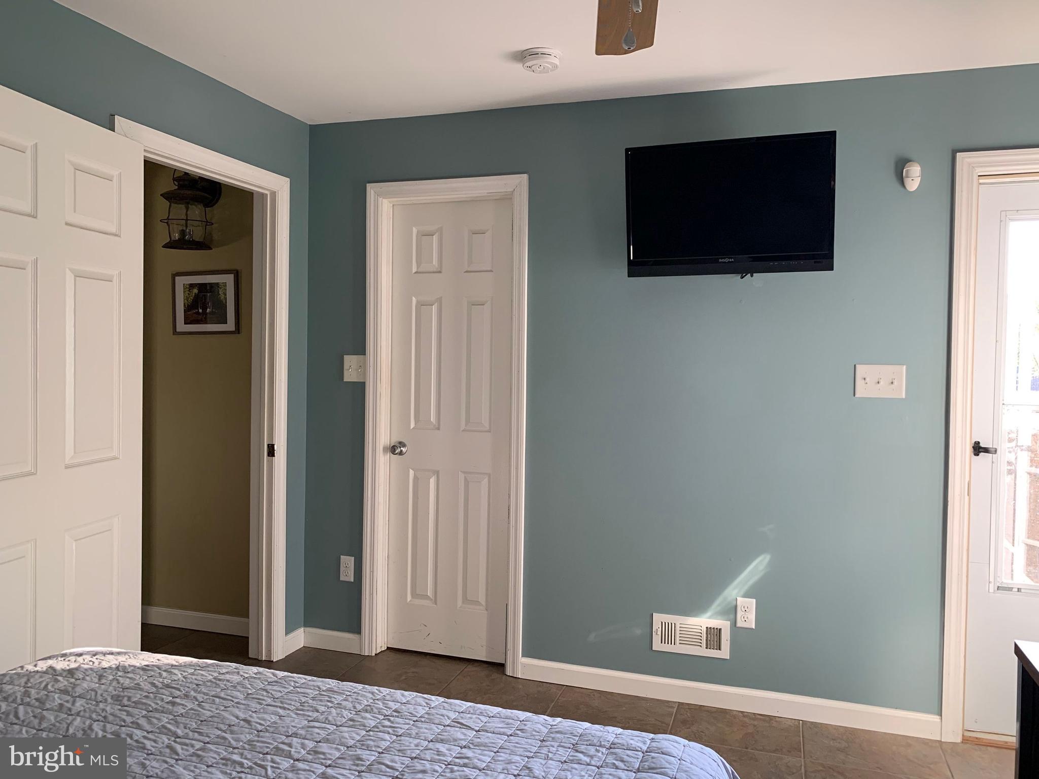 1262 Hurffville Road Woodbury, NJ 08096 - Photo 15 of 22 Gallery Image 15