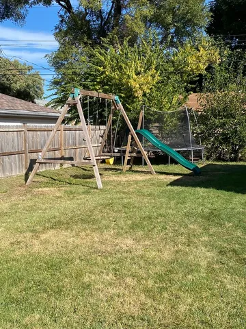 $2,300 | 9029 Sproat Avenue, Oak Lawn, IL 60453