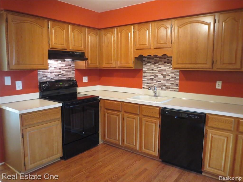 110 Longford Drive Rochester Hills, MI 48309 - Photo 12 of 30