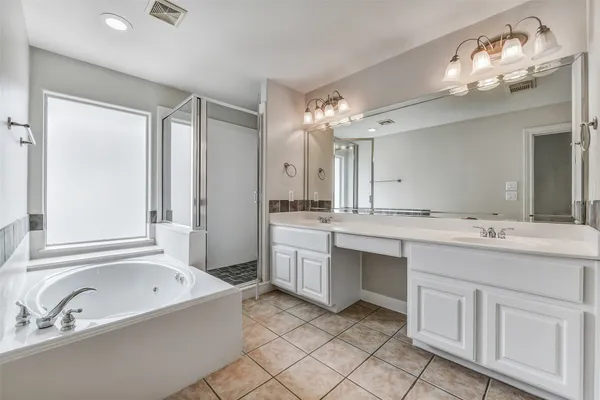 $3,000 | 326 Malone Street, Houston, TX 77007