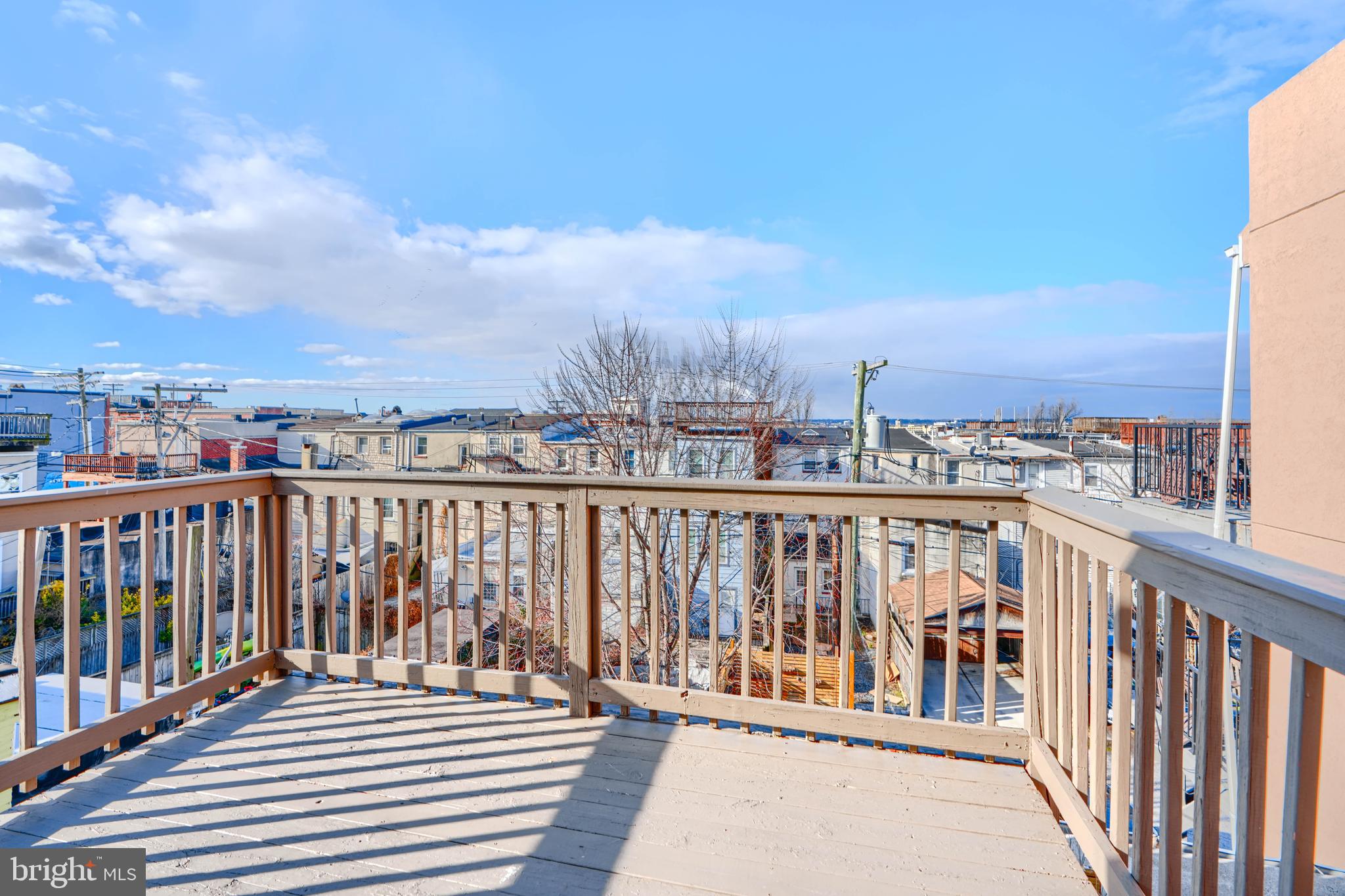 1520 Byrd Street Baltimore, MD 21230 - Photo 36 of 37 a view of city from a roof