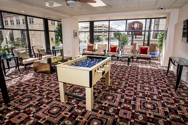 $324,900 | 606 West Wisconsin Avenue, Unit 1702, Milwaukee, WI 53203