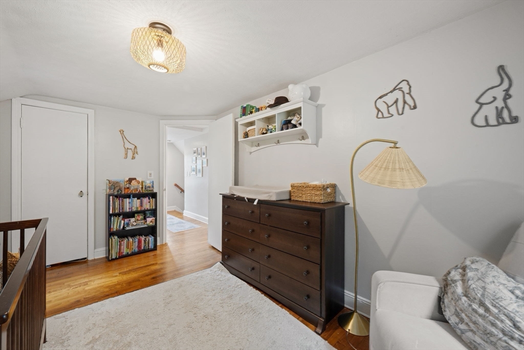 212 Emerson Street Springfield, MA 01118 - Photo 15 of 38 Gallery Image 15