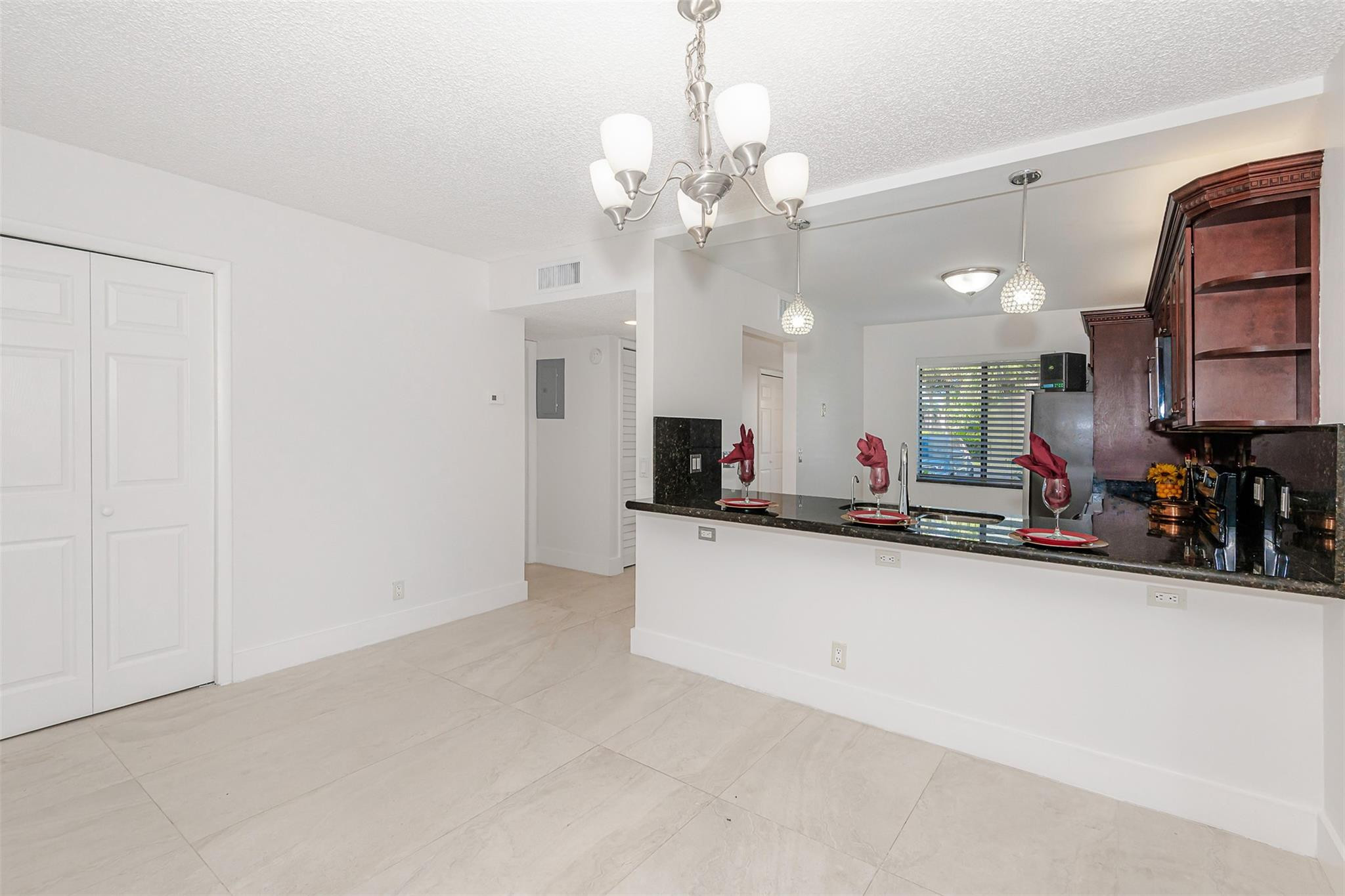 340 Racquet Club Road, Unit 101 Weston, FL 33326 - Photo 8 of 29 Photo 8