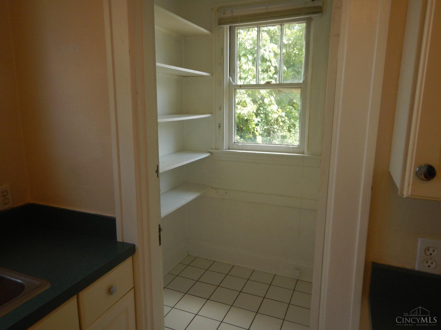 3532 Blue Rock Road Cincinnati, OH 45239 - Photo 8 of 19 Gallery Image 8
