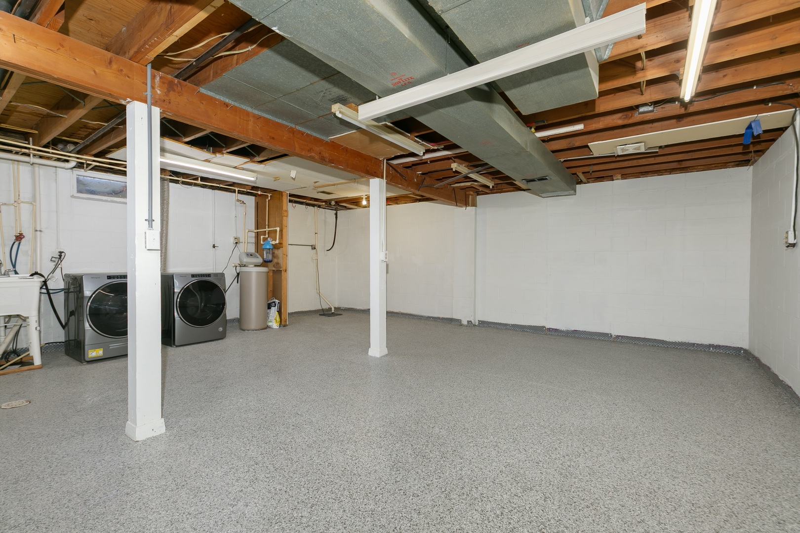 11622 27th Street West Milan, IL 61264 - Photo 39 of 49 a view of a room with gym equipment