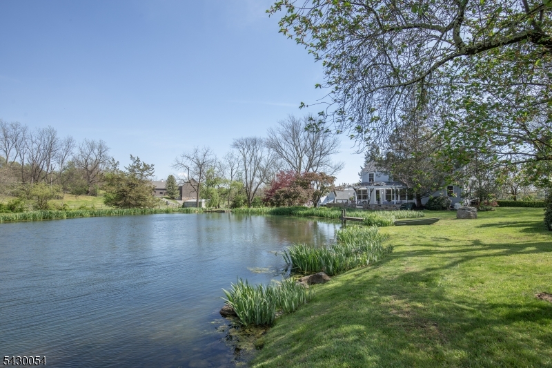 77 Homestead Road Califon, NJ 07830 - Photo 4 of 49