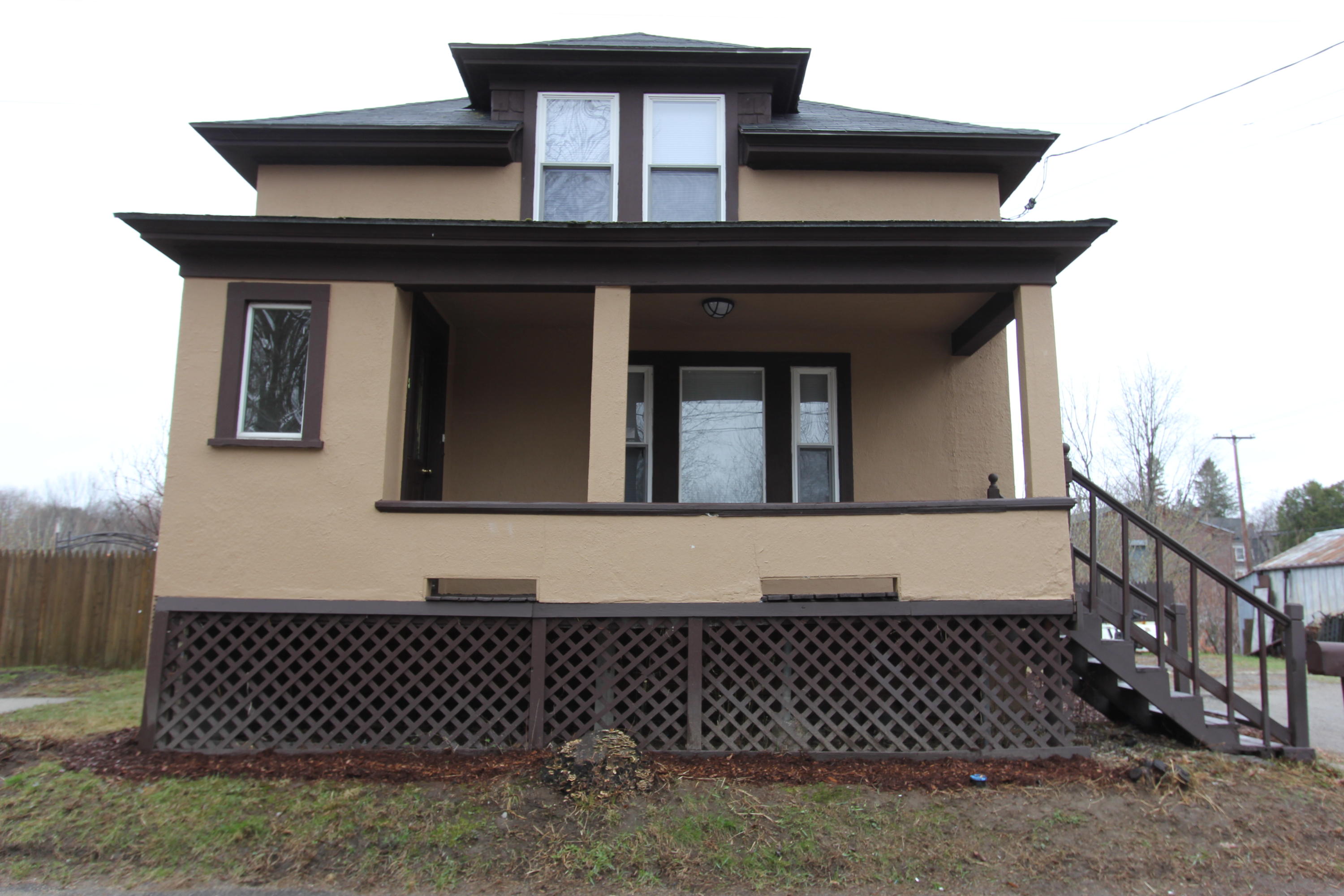 5 Riverside Place Lewiston, ME 04240 - Photo 1 of 15 IMG_0766