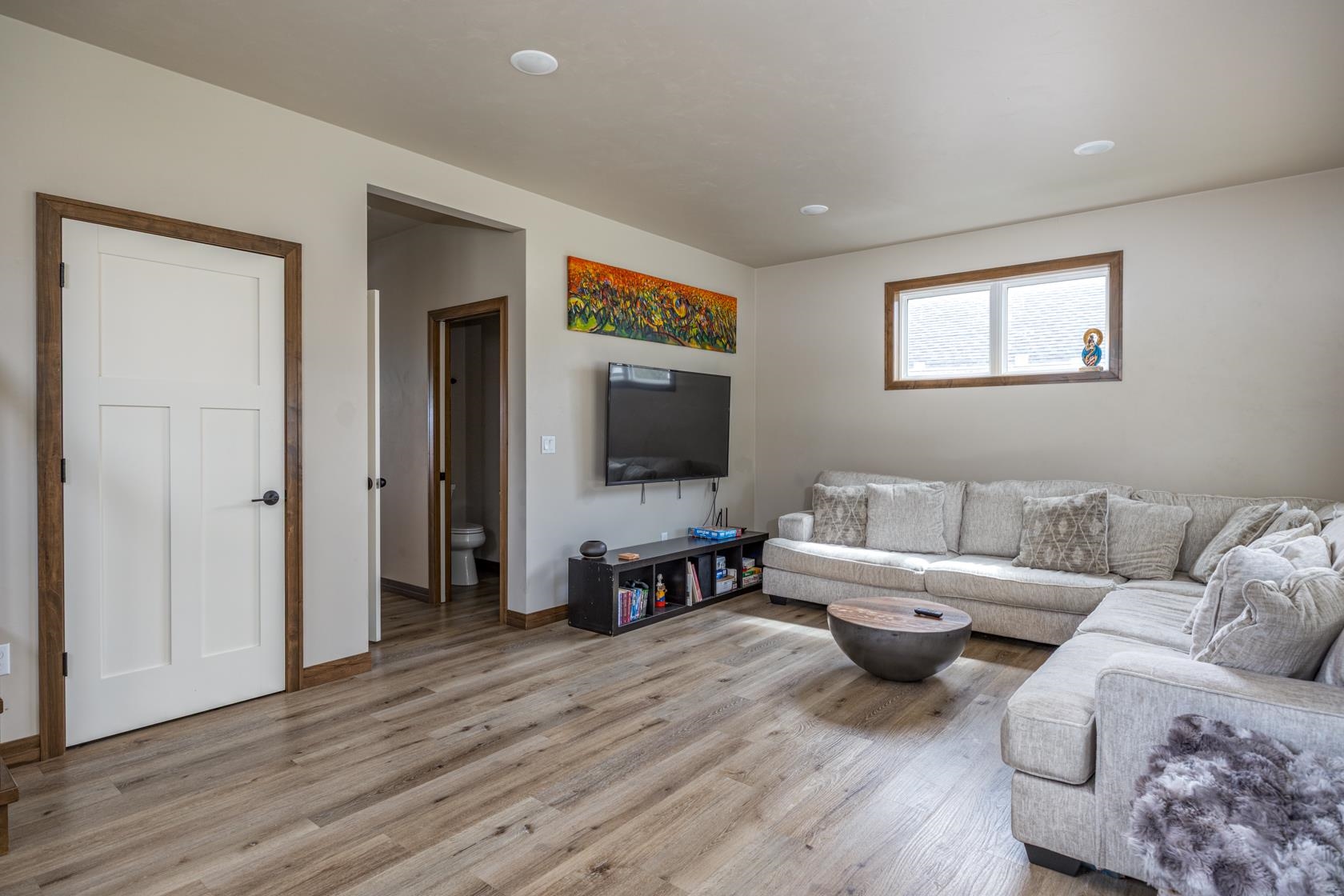 1255 Cherry Street Green Bay, WI 54301 - Photo 8 of 30