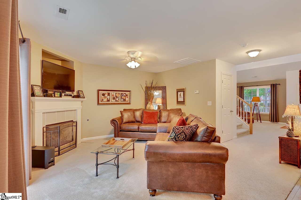 129 Maximus Drive Greer, SC 29651 - Photo 4 of 23