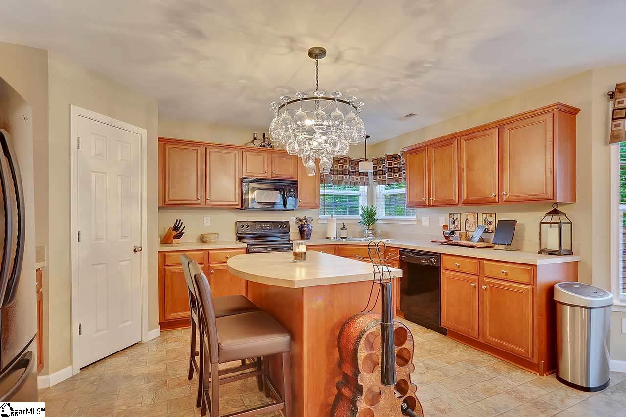 129 Maximus Drive Greer, SC 29651 - Photo 9 of 23