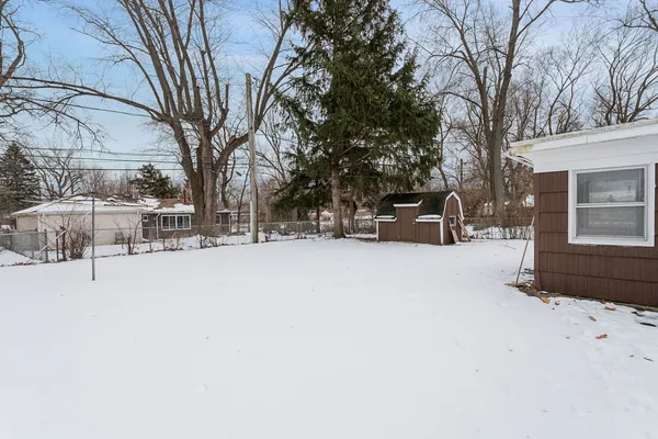 $174,900 | 319 Indianwood Boulevard, Park Forest, IL 60466