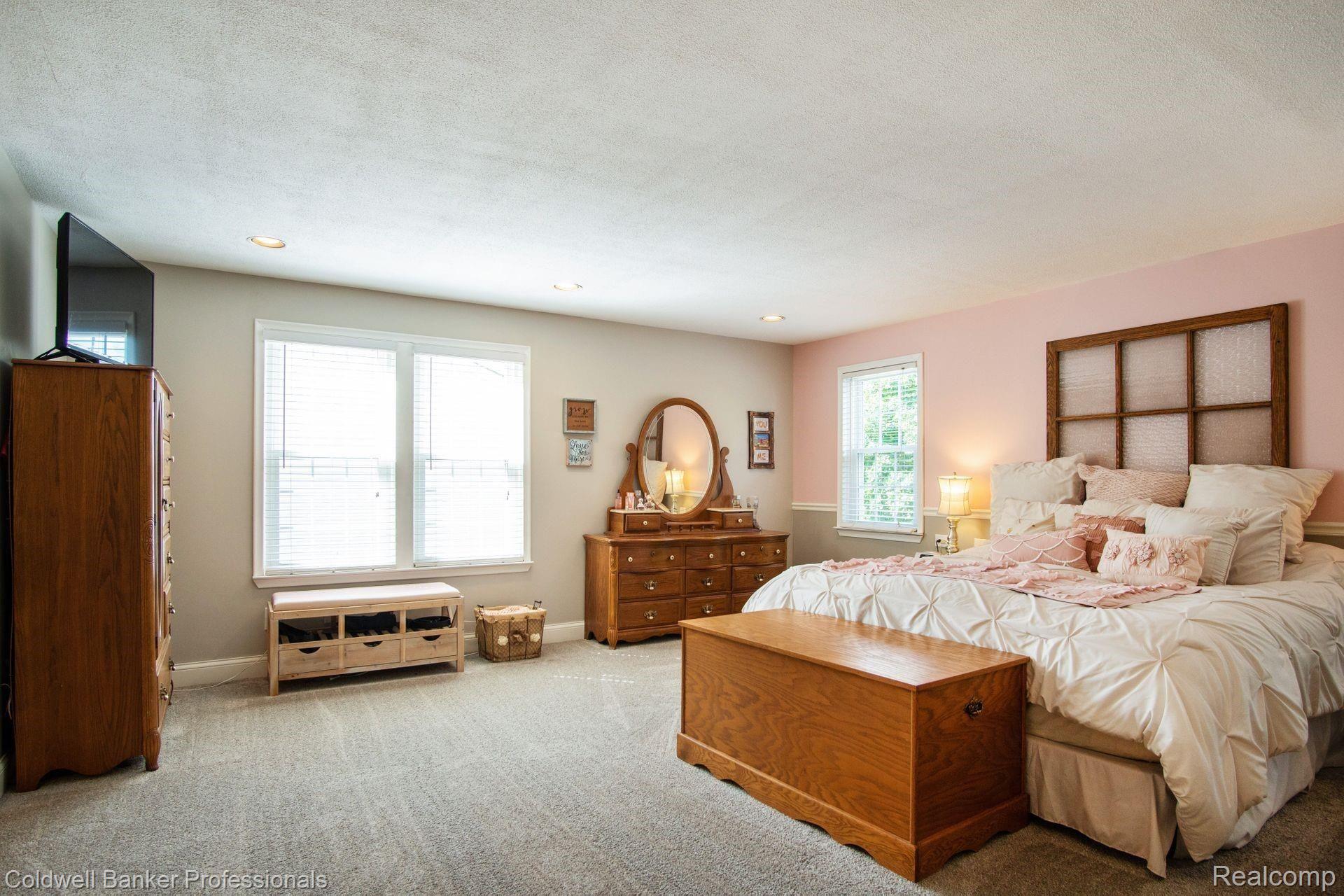675 Worthington Road Canton, MI 48188 - Photo 13 of 25 13.jpg